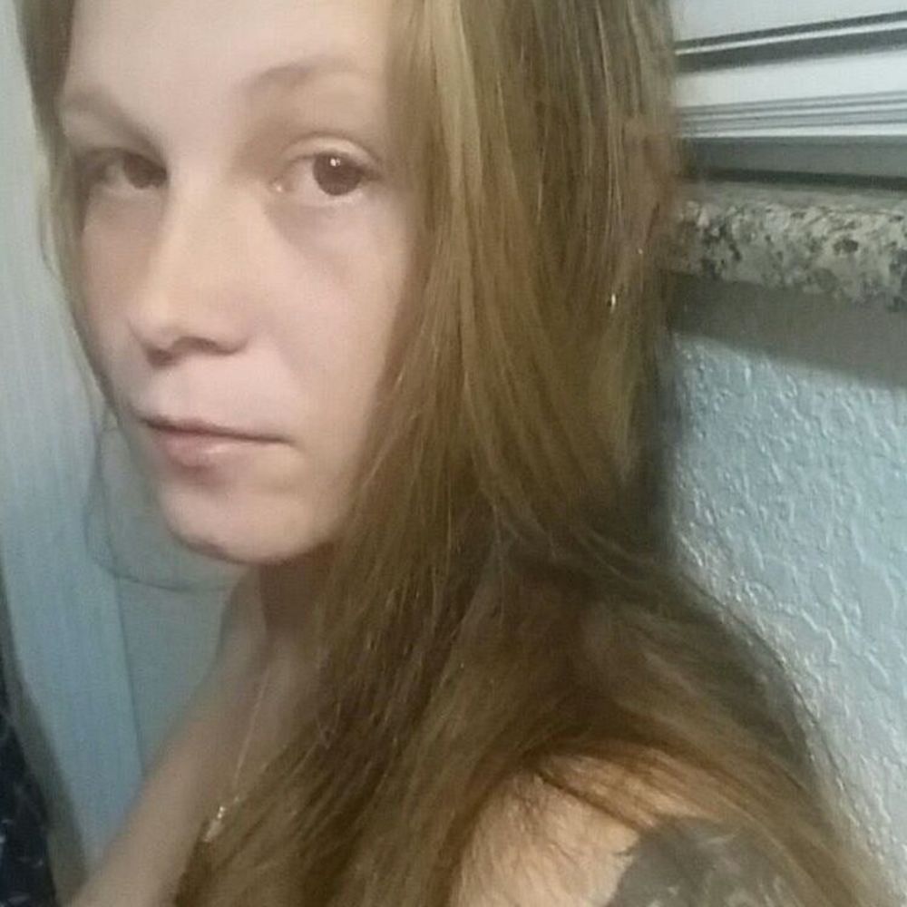 Meet your Posher, Leanna